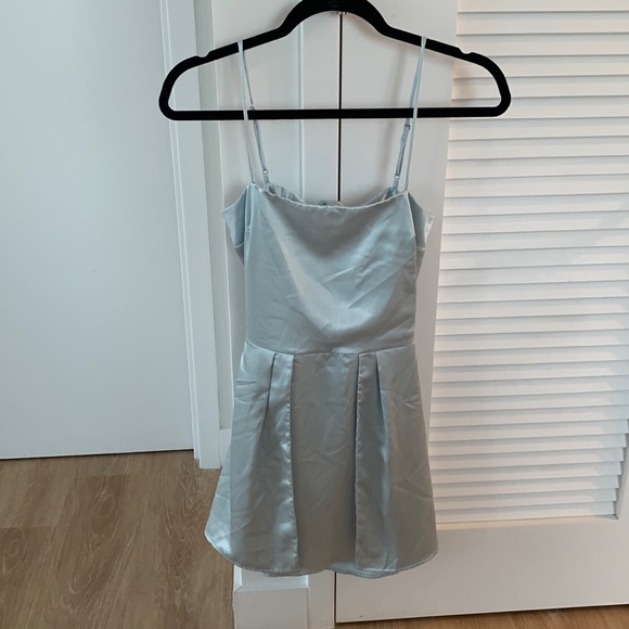 Lucy in the sky Gala High Slit Satin Dress in Light Blue - Picture 4 of 7